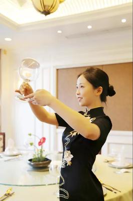 毫厘之間鑄金牌服務(wù) 細(xì)微之處塑職業(yè)尊嚴(yán) — 陳小蝶的銷售之道